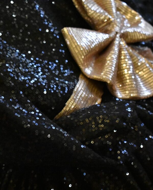 Black Swan - Image 6